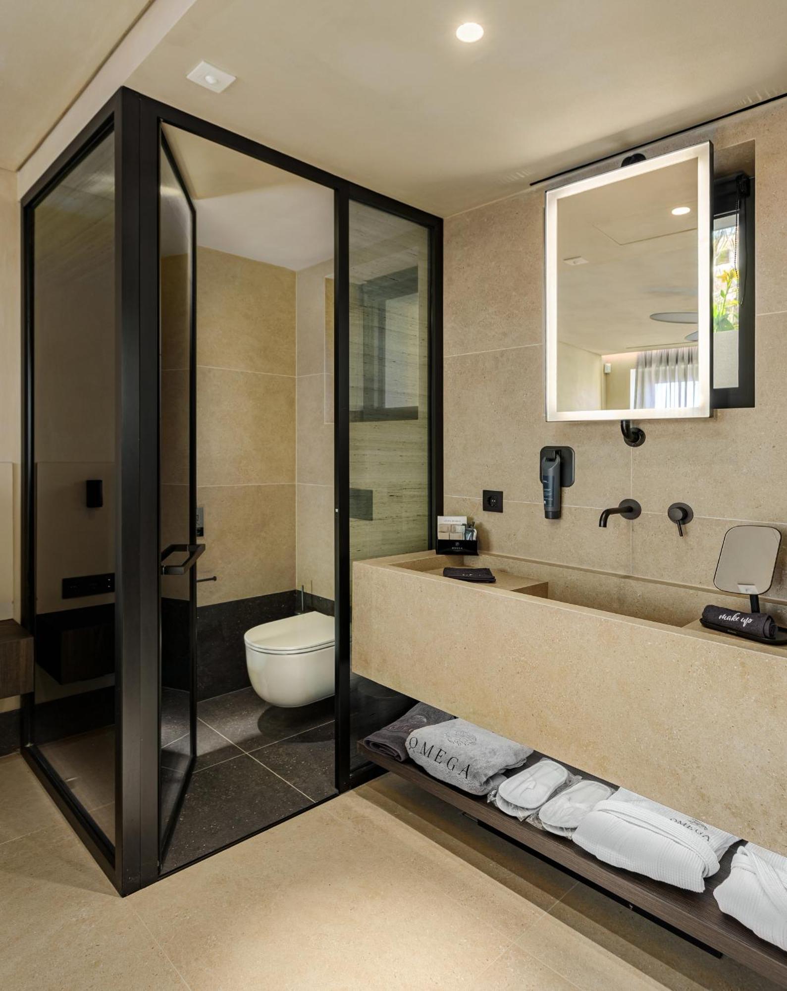 Omega Residences *